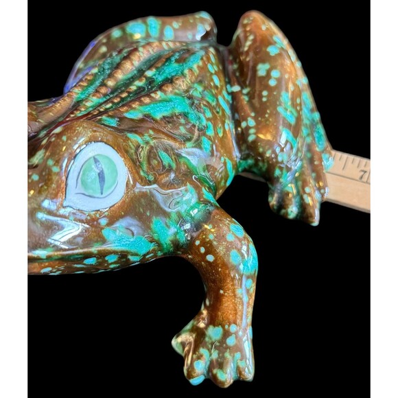 Vintage Large Green Ceramic Frog 🐸 Toad Figurine Hand Crafted Signed Dated 1971 - Picture 3 of 16